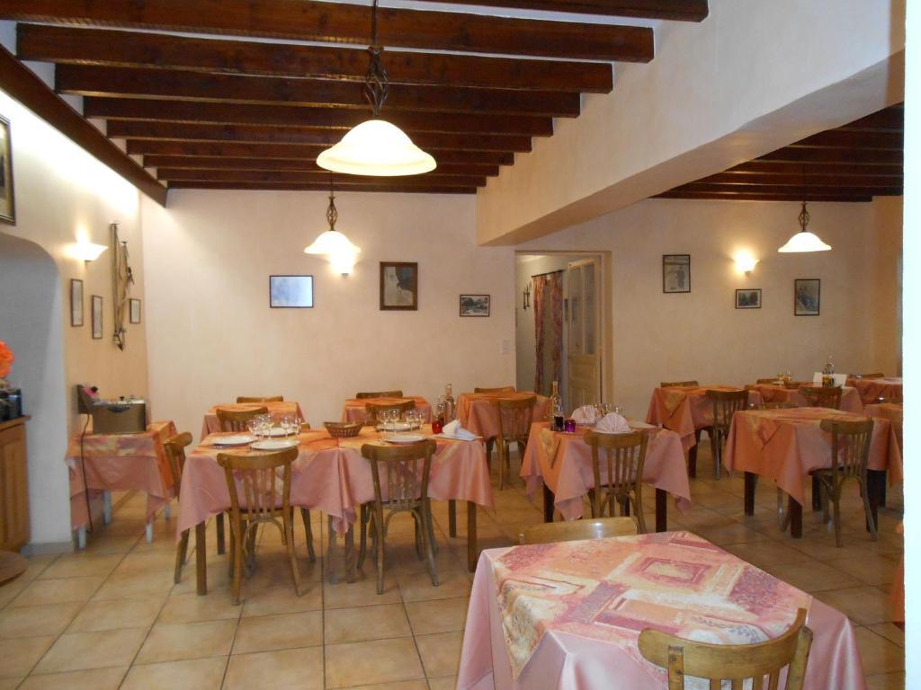 Hotel Engilberge Ailefroide Экстерьер фото